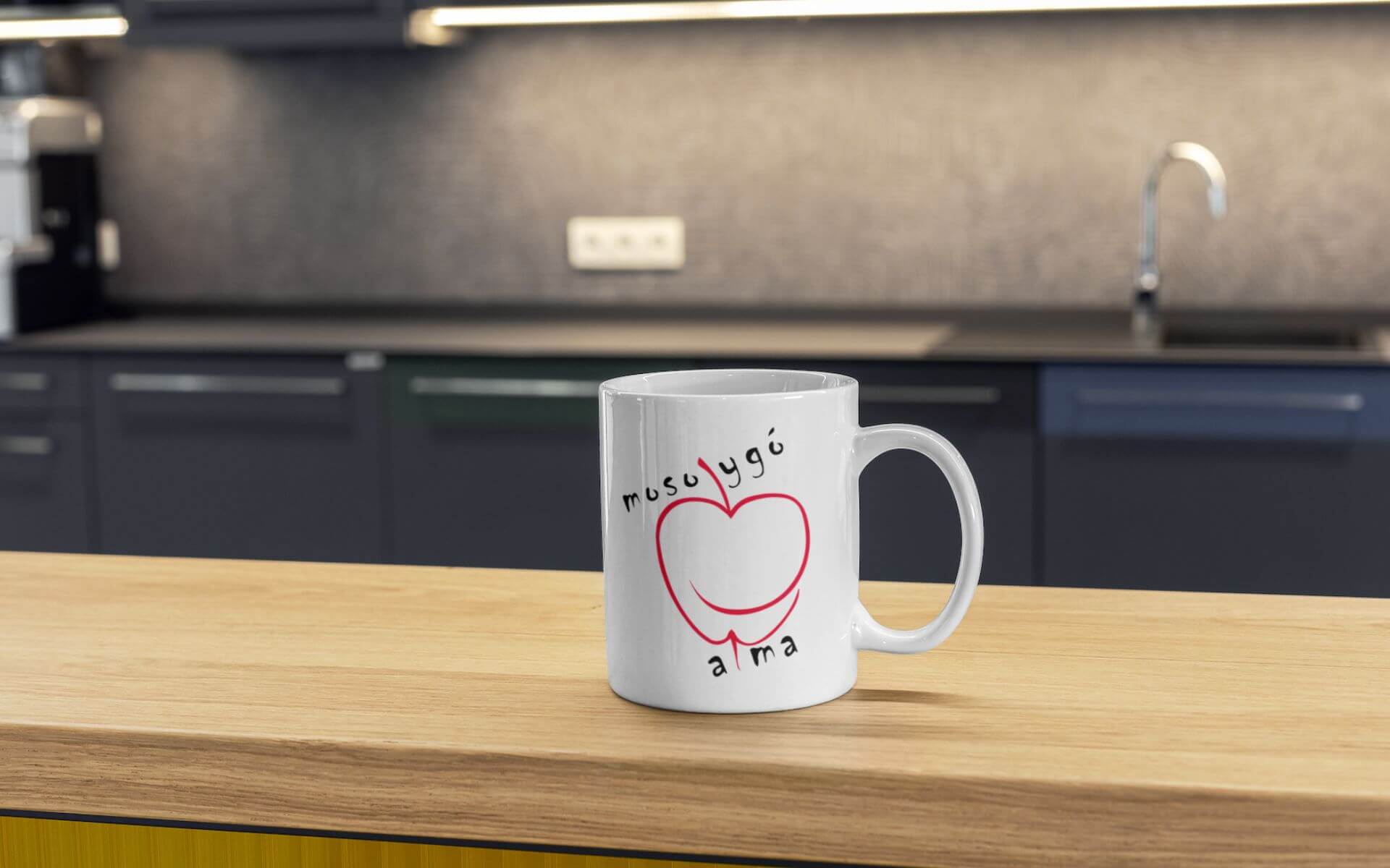 mosolygo-alma-pecs-mug-mockup-bizzi-design